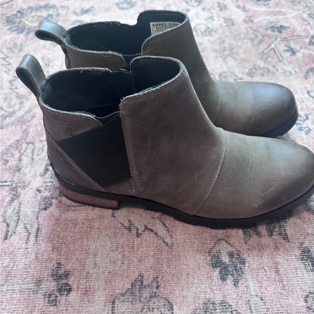 Sorel Women's Gray Brown Ankle Boots